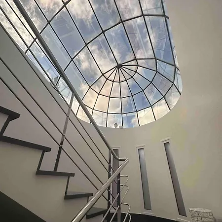 Valhalla Private Heated Swimming-pool Villa