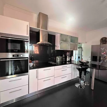 Villa Valhalla Private Heated Swimming-pool