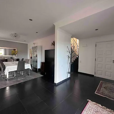 Valhalla Private Heated Swimming-pool Фуншал