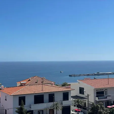 Valhalla Private Heated Swimming-pool Villa *