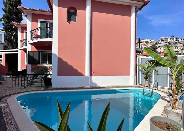 Valhalla Private Heated Swimming-pool Villa Funchal