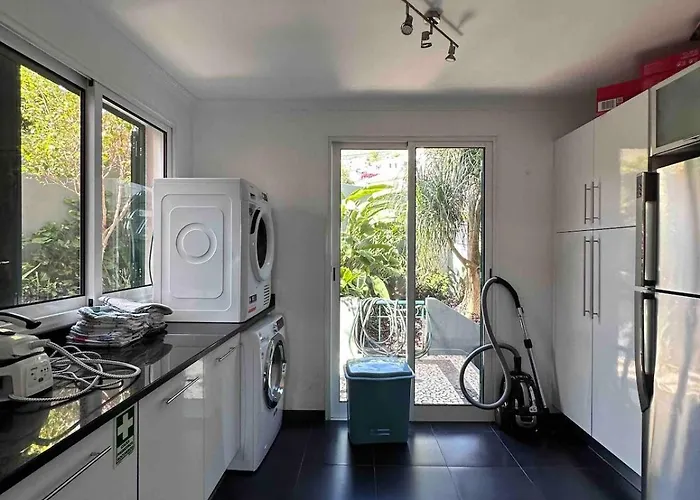 Valhalla Private Heated Swimming-pool Funchal