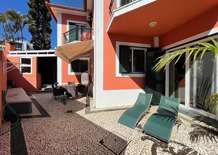 Villa Valhalla Private Heated Swimming-pool