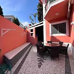 Valhalla Private Heated Swimming-pool